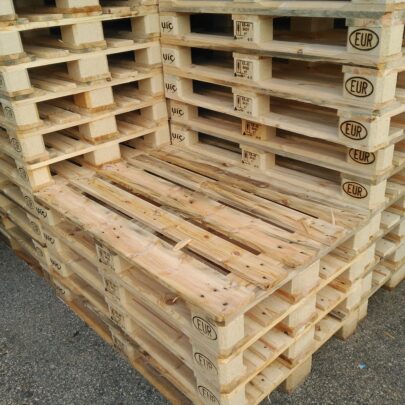 pallets-g58d5c2a55_1280 pallets-g58d5c2a55_1280
